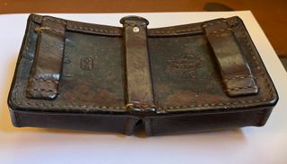 DOBLE CARTUCHERA MILITAR ALEMANA CUERO