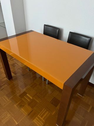MESA DE COMEDOR EXTENSIBLE