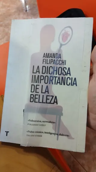 La Dichosa Importancia De La Belleza
