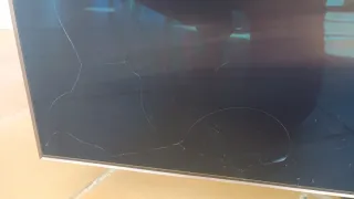 TV Samsung 55q90r. Despiece. Panel roto por golpe