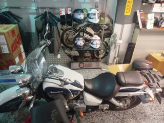 Moto Honda Shadow 750