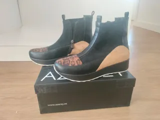 Botines Azarey Negro/Leopardo 39 sin estrenar