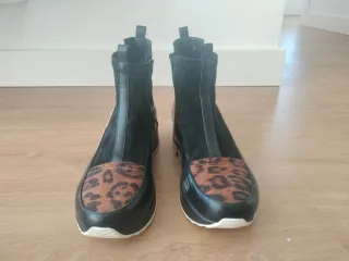 Botines Azarey Negro/Leopardo 39 sin estrenar