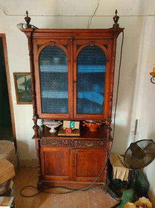 Mueble vitrina aparador Isabelino siglo XIX