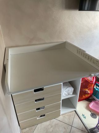 Fasciatoio trasformabile in scrivania