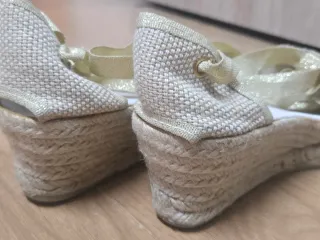 Espardenyas doradas niña/mujer