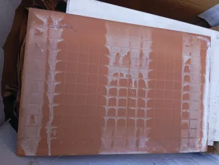 Lote de baldosas blancas