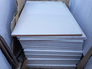 Lote de baldosas blancas