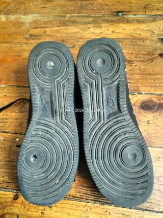 Nike Air Force 1 Hombre Negro