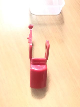 Pulsante di Rilascio Aspirapolvere Dyson Rosso