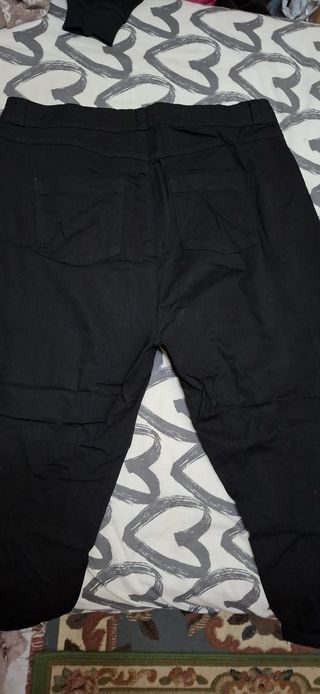 Pantalón vaquero negro