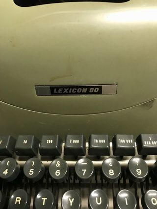 Máquina de escribir Lexicon 80 vintage