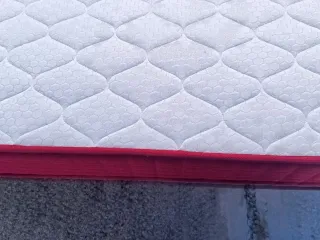 Colchón viscoelástica 135x190