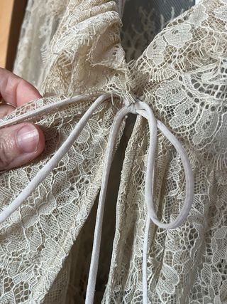 Camisa Zara encaje volantes colección limitada