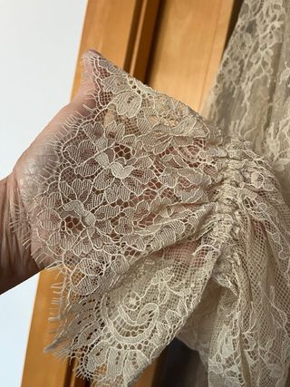 Camisa Zara encaje volantes colección limitada