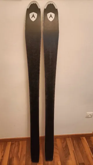 Esquís Dynastar Mythic 87