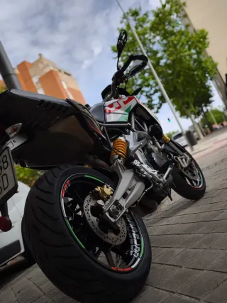 APRILIA DORSODURO 750, 92CV, Etiqueta Ambiental C