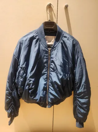 Chaqueta Bomber Bershka Azul