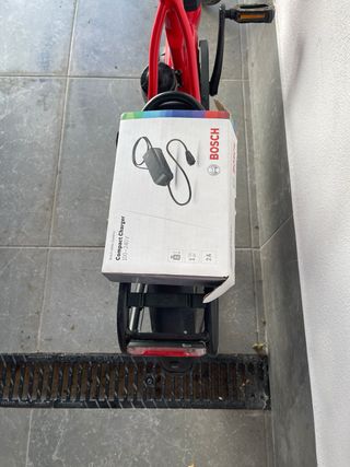 Bicicleta Eléctrica Roja FLYER