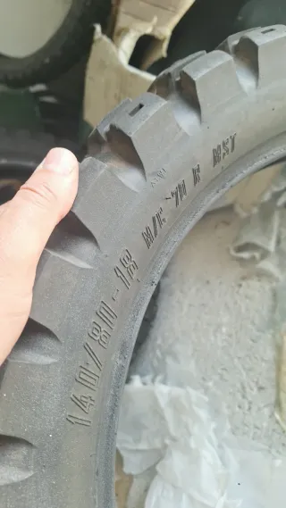 Neumatico Motoz traccionator rallz