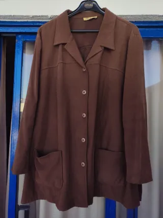 Chaqueta de señora marrón