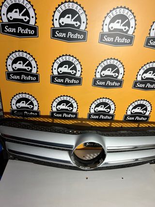 Rejilla Frontal Mercedes Clase B