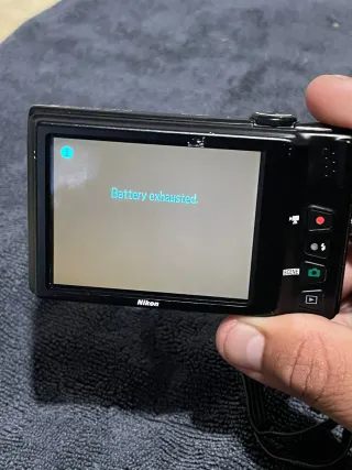 Cámara Nikon COOLPIX 16MP Zoom 7x