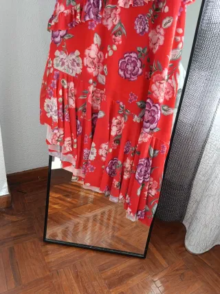 Vestido floral rojo eventos.