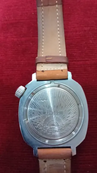 Orologio Vostok sovietico paracadutisti