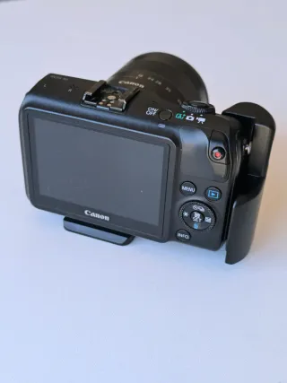 Canon EOS M + accesorios