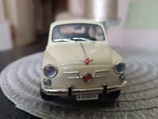 Coche Colección Seat 600 D