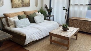 Mesa de centro rústica de madera