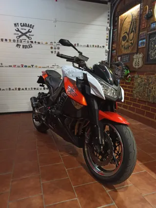 Kawasaki Z1000 2011