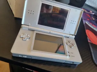 Nintendo ds lite