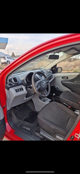 Nissan Pixo 2010