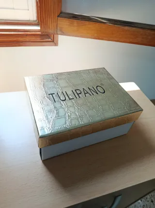 Zapatos de tacón dorados talla 37