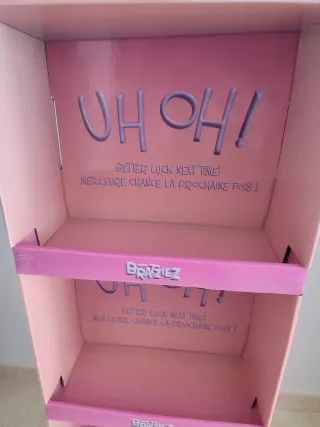 BRATZ BRATZIEZ EXPOSITOR MUÑECAS 1,20M