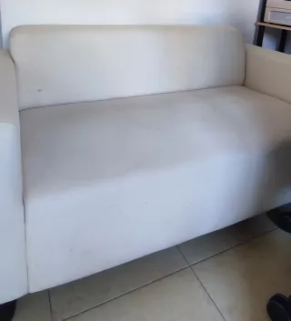 Sofá dos plazas