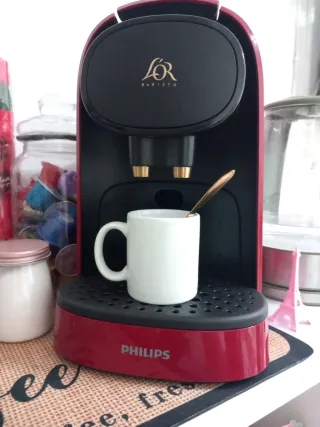 Cafetera LOR Barista Philips Roja