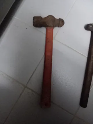 •LOTE DE 3 MARTILLOS