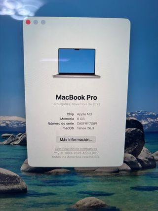 Macbook Pro 14” plata M3 512 GB 8 GB Memoria RAM.