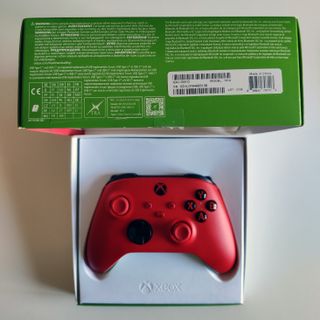 Mando Xbox Series Pulse Red + Dongle