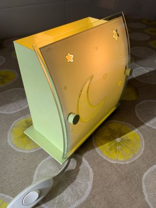 Lamparita de noche infantil