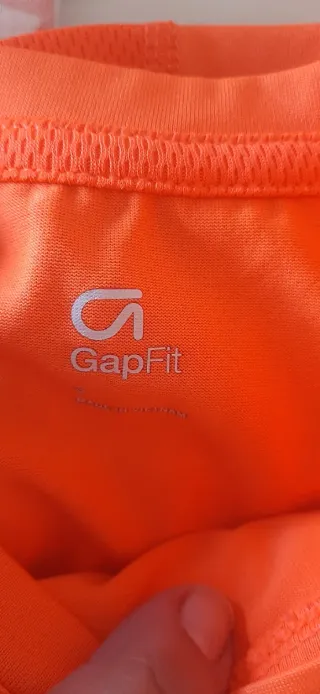 Camisetas infantiles GAP y Carters 4 por 5€