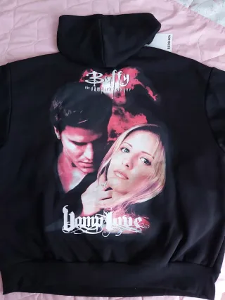 Buffy x Bershka Sudadera Edición Limitada talla L