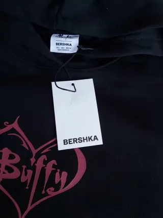 Buffy x Bershka Sudadera Edición Limitada talla L