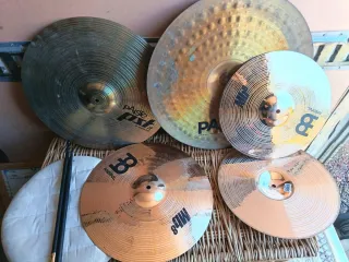 Set de Platos Paiste y Meinl (Mb8, PST3)