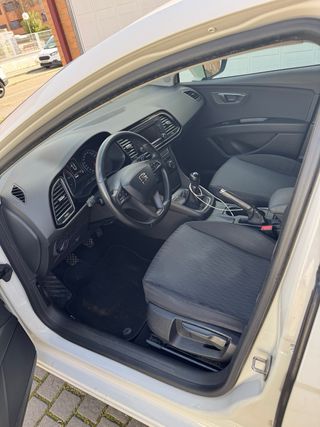 SEAT LEON 2015 TDI 105 cv diesel 1.6