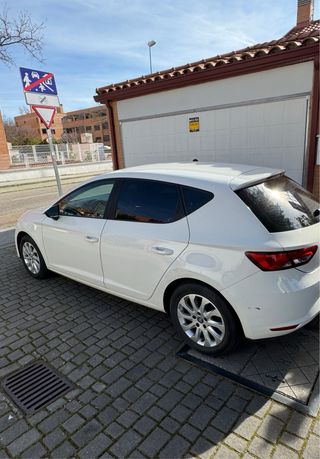 SEAT LEON 2015 TDI 105 cv diesel 1.6