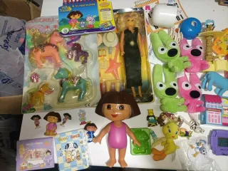 Lotto Vintage Dora Explorer & Looney Toons Polly